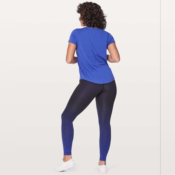 lululemon athletica‎ Blue Short Sleeve Tee - Picture 3 of 15